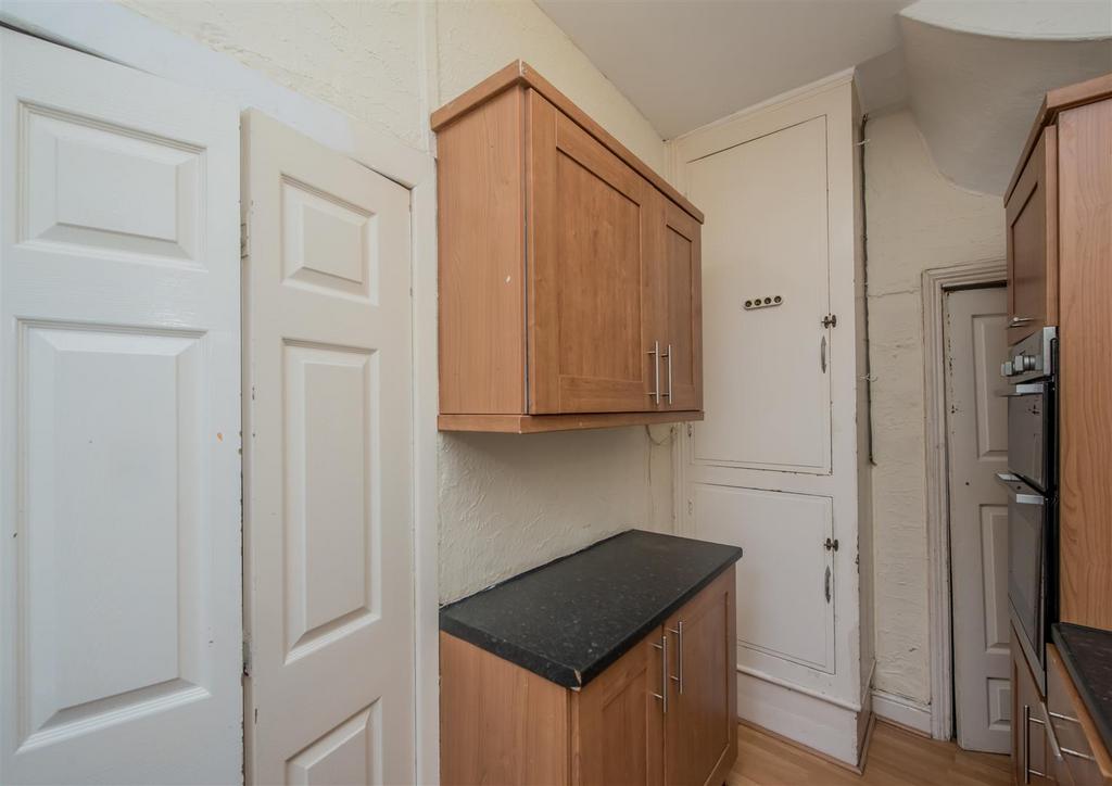 Fitted Kitchen: