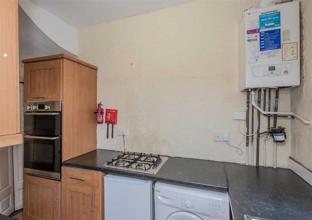Fitted Kitchen:
