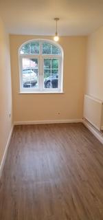 3 bedroom terraced house to rent, London Road, Osbournby NG34