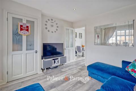 17 Poplar Close, Chelmsford, CM2 9NB