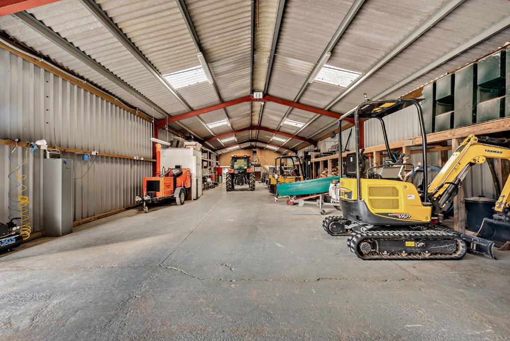 Agricultural Building / Workshop