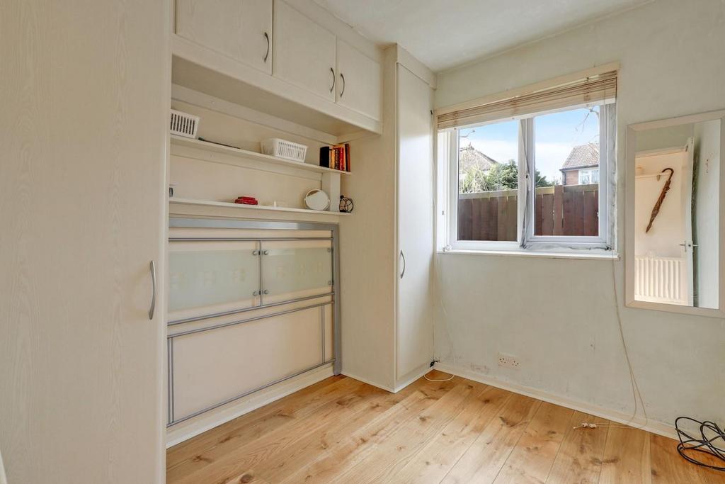 14-f65d JHProp World - 6d Hall Drive - 40-medium.jpg