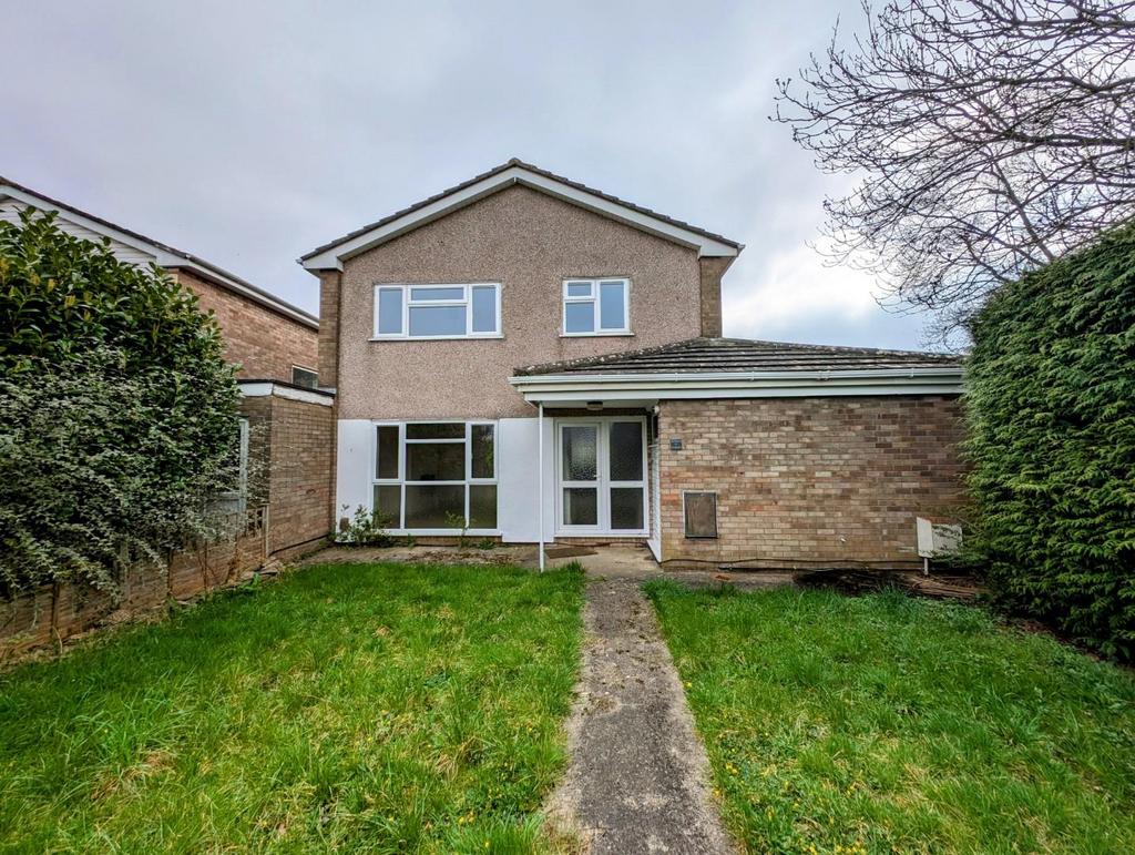 31 quedgeley front shot 4.jpg