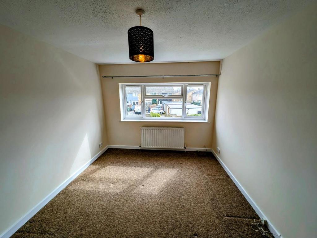 31 quedgeley bed 2.jpg
