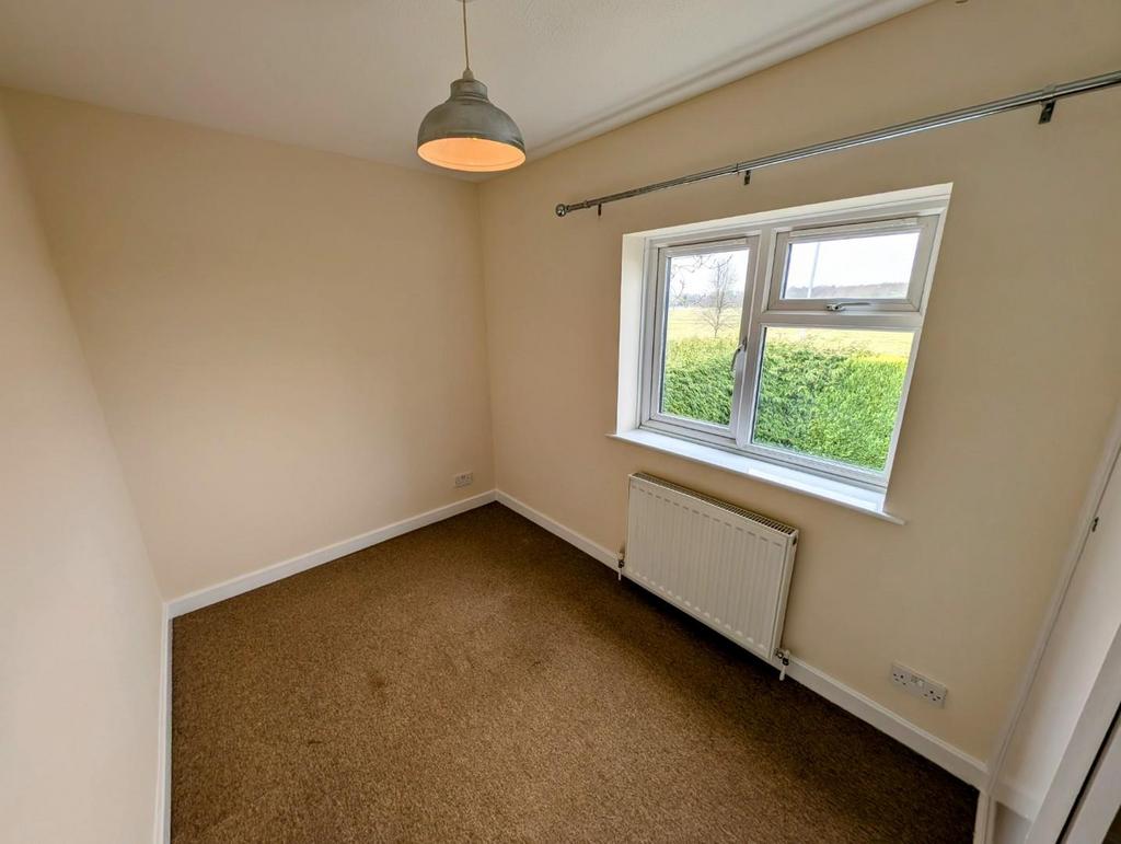 31 quedgeley bed 4.jpg
