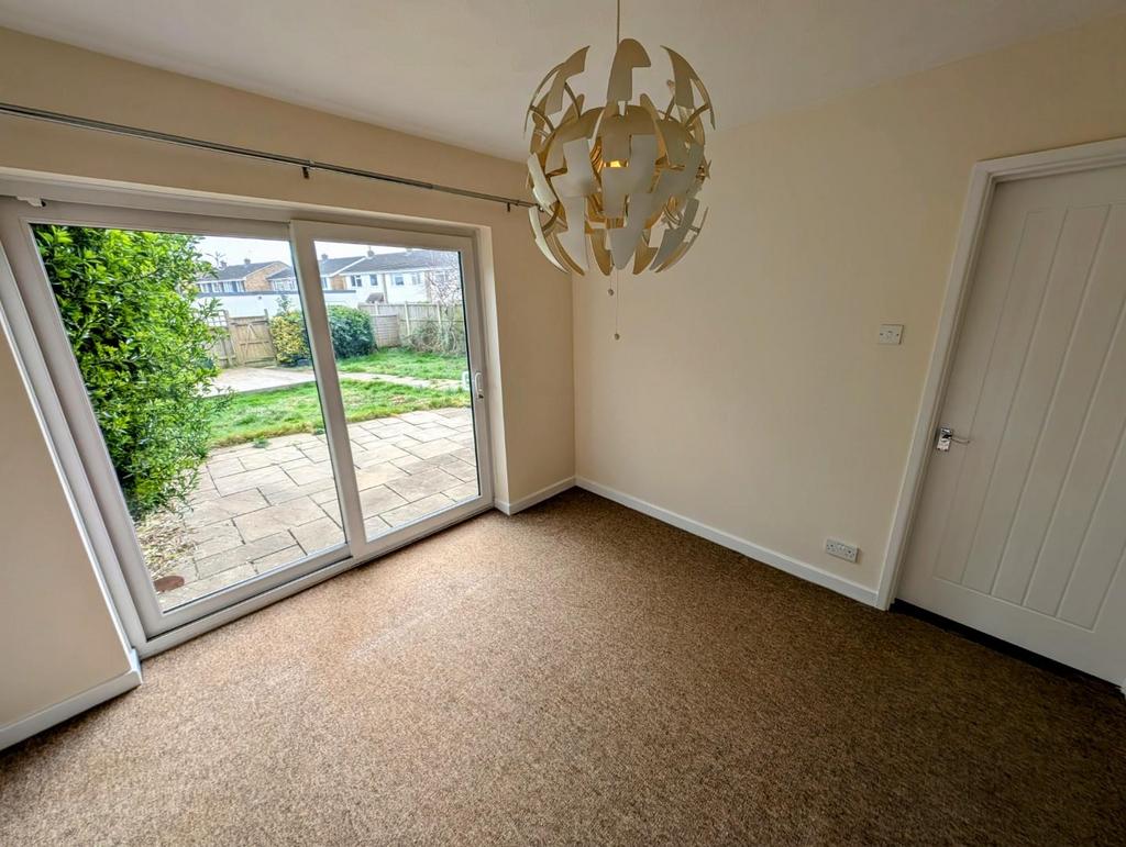 31 quedgeley dining 2.jpg