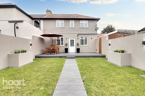 3 bedroom end of terrace house for sale, Stanhope Road, Greenford