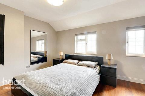 44 Stanhope Road, Greenford, UB6 9EE