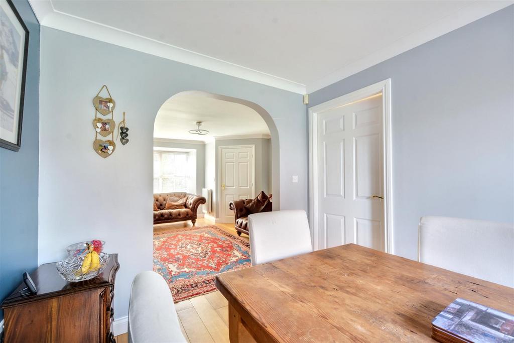 Dining Room 2.jpeg
