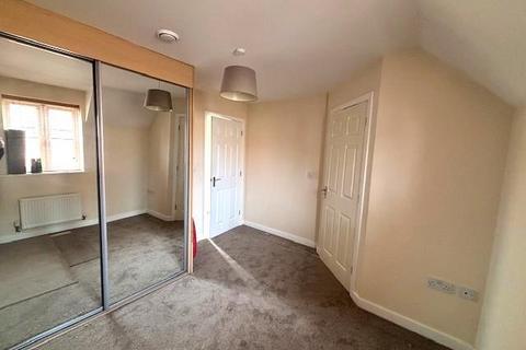 2 bedroom terraced house to rent, Elton Street, Corby NN17