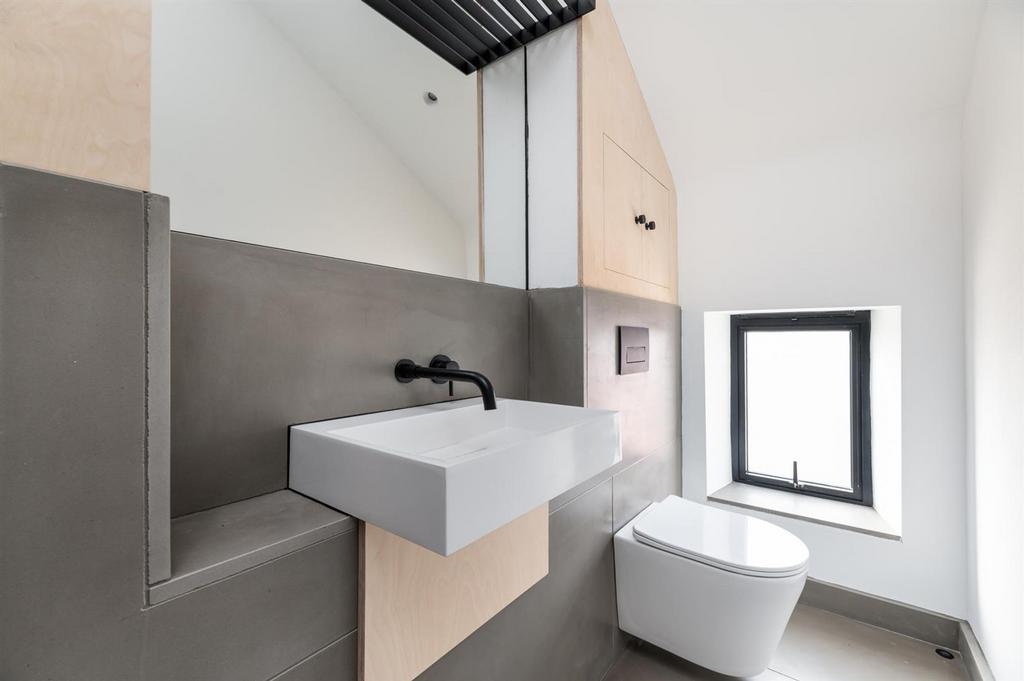 Ensuite