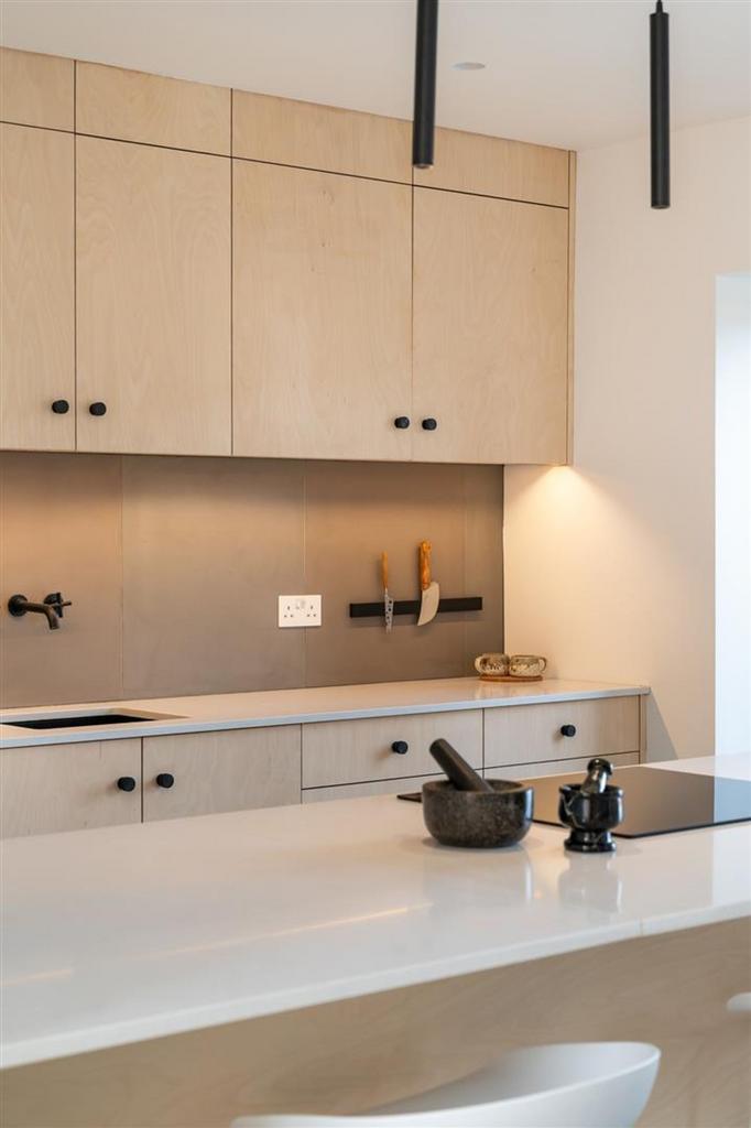 Kitchen/dining