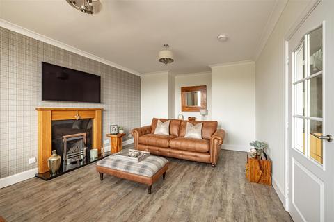 2 Nichol View, Galashiels, TD1 1NP