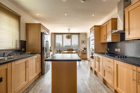 2 Nichol View, Galashiels, TD1 1NP