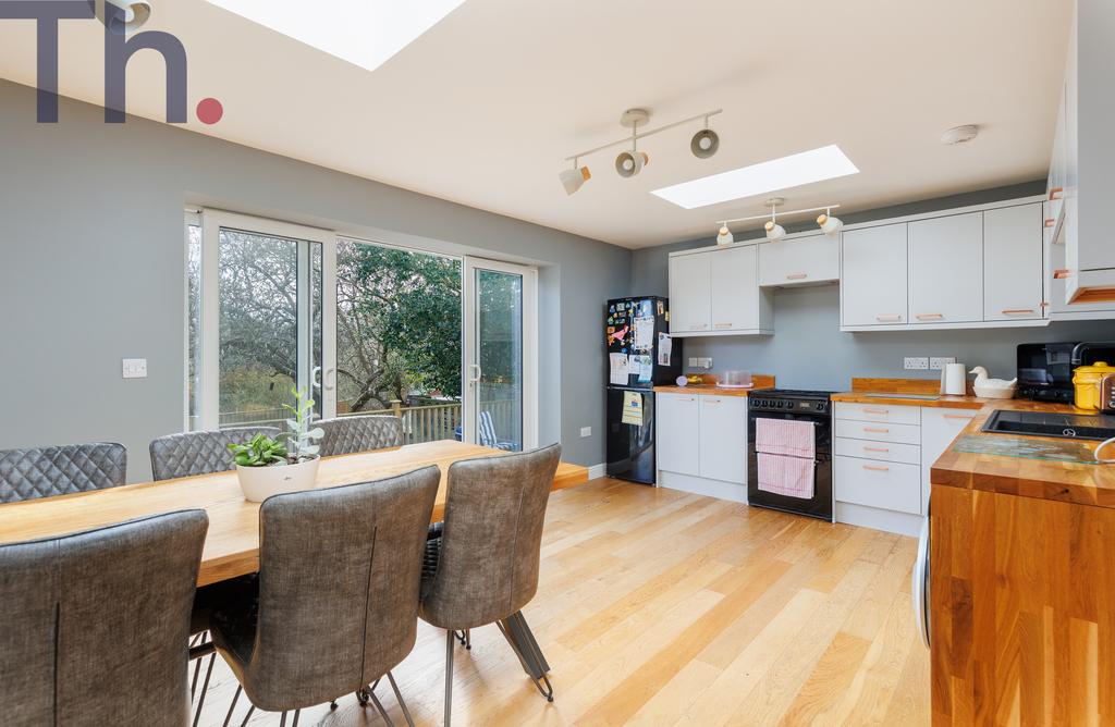 Kitchen &amp; Dining Area