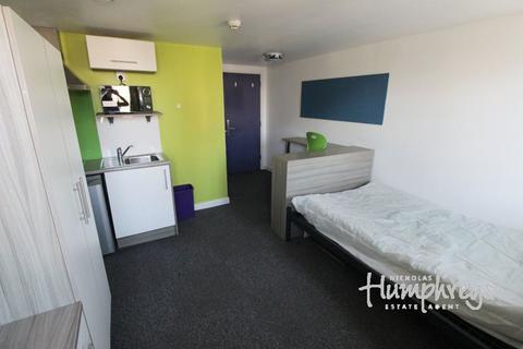 Studio to rent, Cardinal House, Bridge Road B8