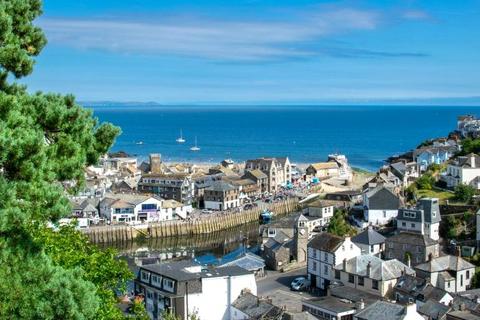 5 bedroom end of terrace house for sale, Chapel Ground, Cornwall PL13