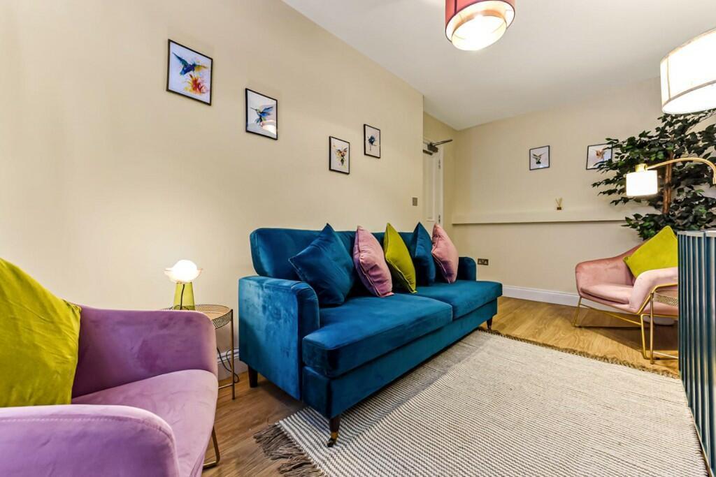 242054 Cassland Road Serviced Apartment IMG 24 0000.j