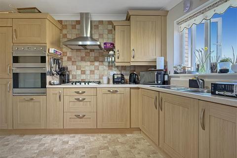 2 bedroom apartment for sale, Mills Way, Barnstaple EX31