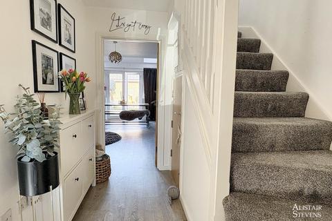 2 Broomes Park, Chadderton, Oldham, OL9 9GH