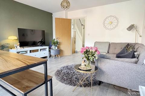 2 Broomes Park, Chadderton, Oldham, OL9 9GH