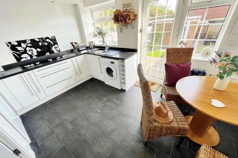 2 bedroom terraced house to rent, Clarehaven, Stapleford. NG9 7JF