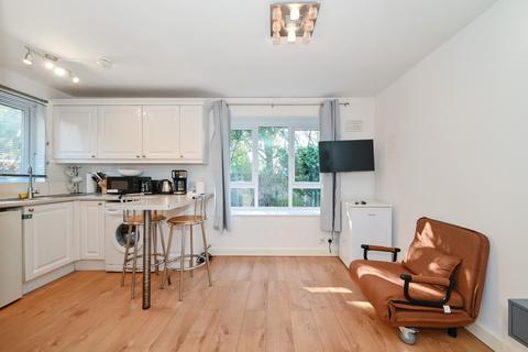 undefined, London E6