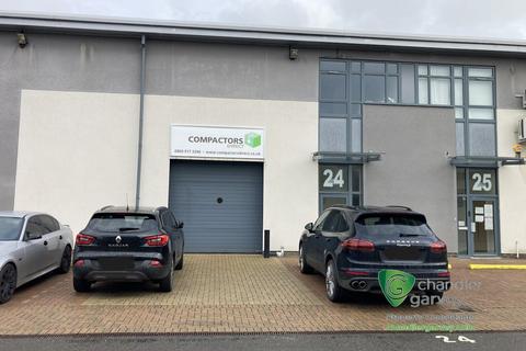Industrial unit to rent, Moor Road, Chesham HP5