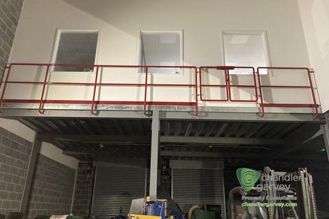 Industrial unit to rent, Moor Road, Chesham HP5