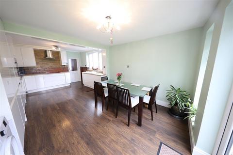 6 bedroom terraced house for sale, Westbourne Avenue, HU5