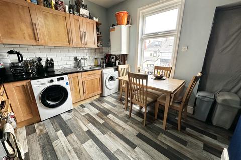 2 bedroom apartment for sale, Warbreck Drive, Blackpool FY2