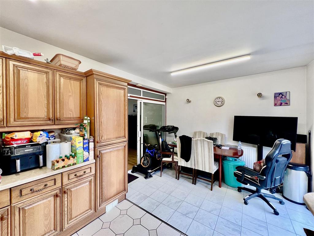 Kitchen/ Diner