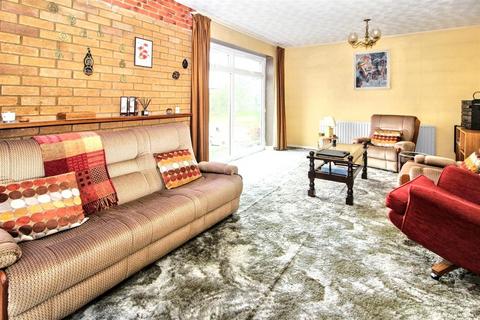 4 bedroom detached house for sale, Bedford MK41