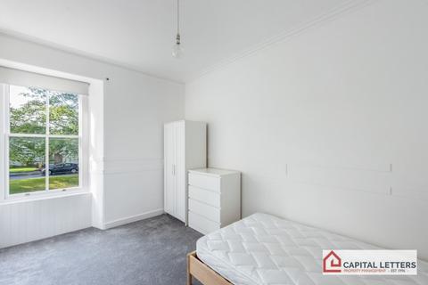 undefined, Newhouse, Stirling FK8