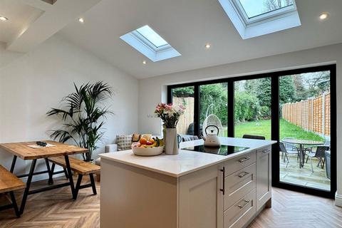 2 Douay Road, Birmingham, B24 0BG