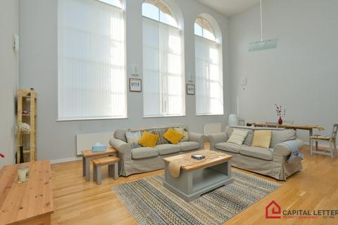 2 bedroom duplex to rent, South Frederick Street, Glasgow G1