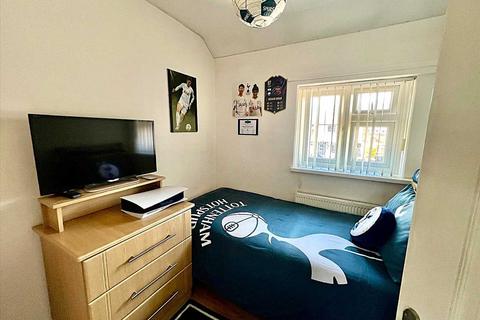 15 Spencer Road, Slough, SL3 8RS