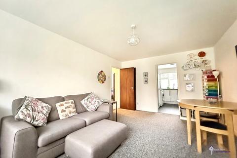 2 bedroom flat for sale, Northwood Square, Fareham PO16