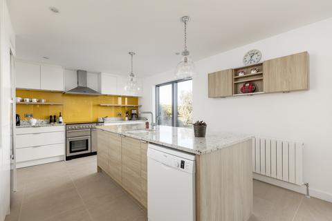 6 Glasclune Gardens, North Berwick, EH39 4RB