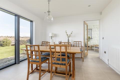 6 Glasclune Gardens, North Berwick, EH39 4RB