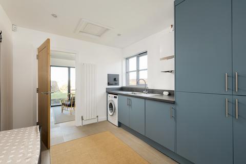 6 Glasclune Gardens, North Berwick, EH39 4RB