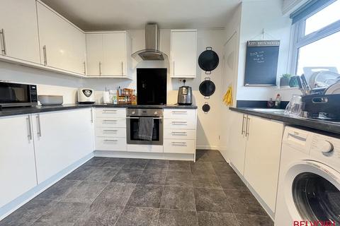 2 bedroom apartment for sale, Finchcroft Court, Cheltenham GL52