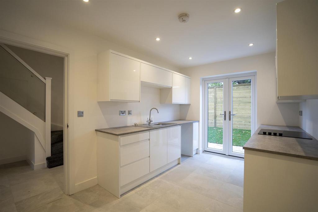 St Lawrence Place-07.jpg