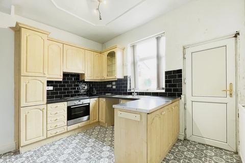 2 bedroom terraced house to rent, Lupton Street, Denton, Manchester, Greater Manchester, M34