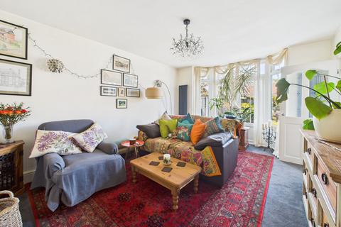 2 bedroom semi-detached house for sale, Roseleigh Avenue, Nottingham NG3