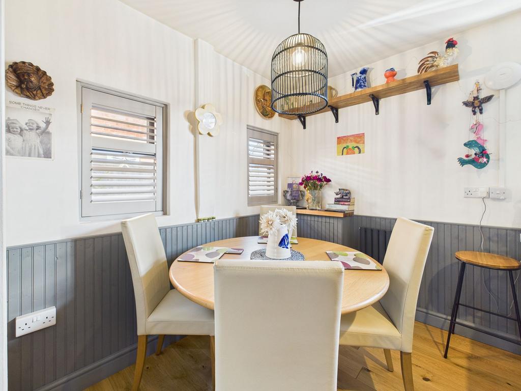 Dining Kitchen