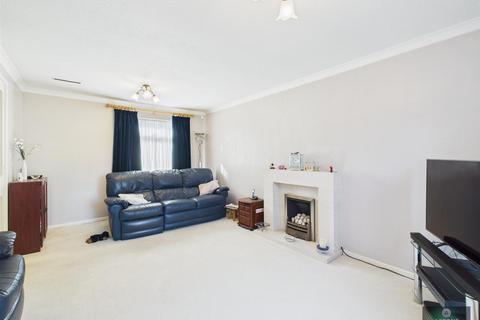 24 Aldingbourne Close, Ifield, Crawley, RH11 0QJ
