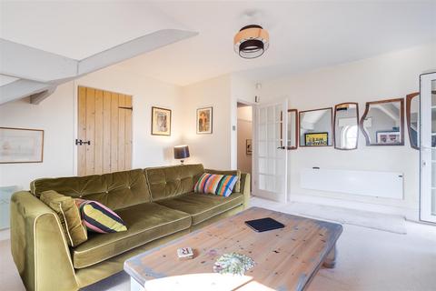 Flat 1, Broom Leasoe House Brookhay Lane, Lichfield, WS13 8QL