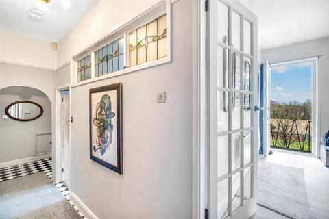 Flat 1, Broom Leasoe House Brookhay Lane, Lichfield, WS13 8QL