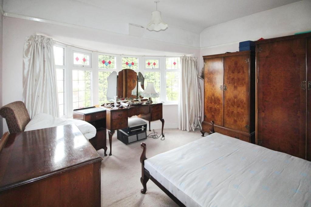 Master Bedroom.JPG